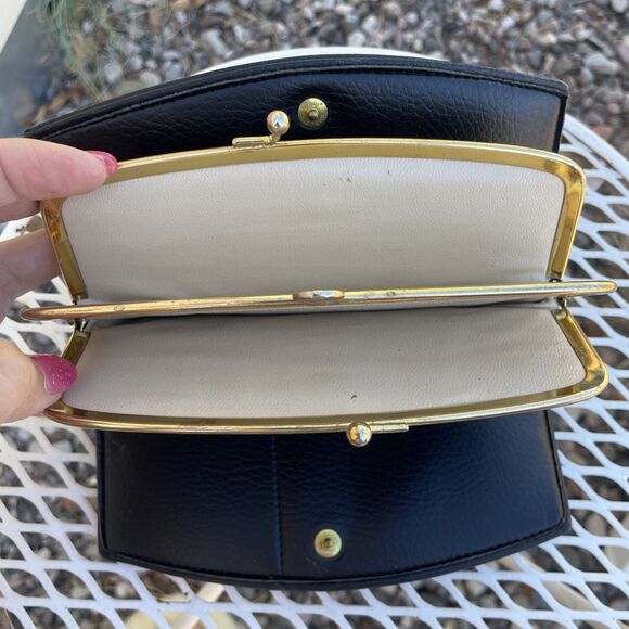 Vintage Tapestry Carpet Bag Red & Black Wallet 1960s Double Kiss Closure - Picture 6 of 8